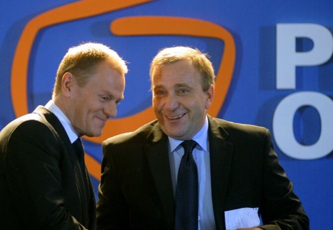 Donald Tusk i Grzegorz Schetyna, fot. A. Chelsestowski / Forum