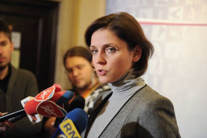 Joanna Mucha (fot. DAMIAN BURZYKOWSKI / Newspix.pl)