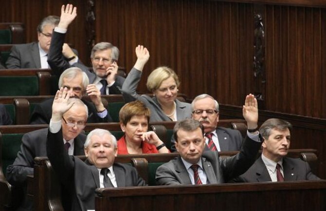 PiS wybierze szef�w okr�g�w wiosn� - kandydat�w musi jednak zaakceptowa� prezes partii (fot. PAP/Pawe� Supernak)