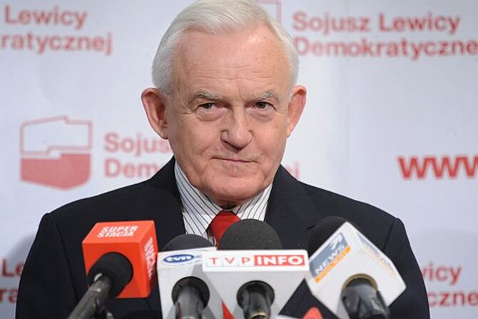 Leszek Miller, fot. PAP/Andrzej Hrechorowicz