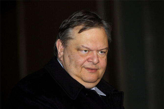 Minister finans�w Grecji Ewangelos Wenizelos (fot. EPA/ORESTIS PANAGIOTOU/PAP)