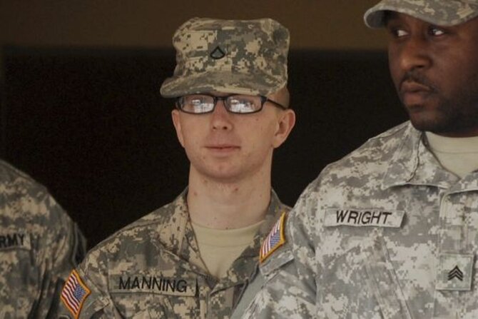Bradley Manning (fot. EPA/MICHAEL REYNOLDS/PAP)