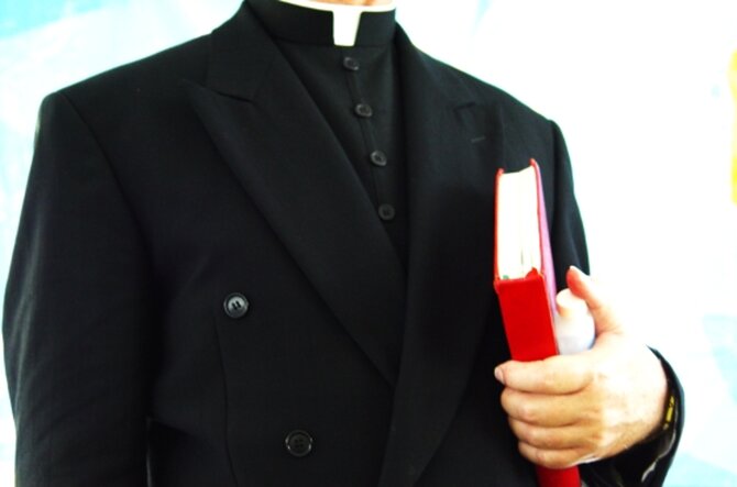 Ko�ci� chce stawi� czo�a problemowi pedofilii w szeregach duchownych (fot. sxc.hu)
