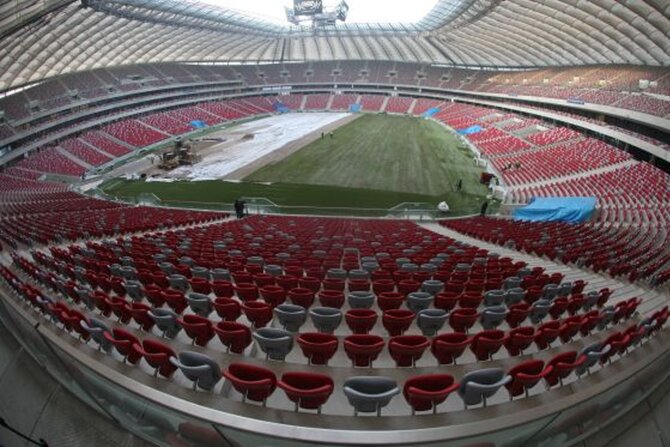 Brak ��czno�ci to nadal najwi�kszy problem na Stadionie Narodowym (fot. PAP/Bart�omiej Zborowski)