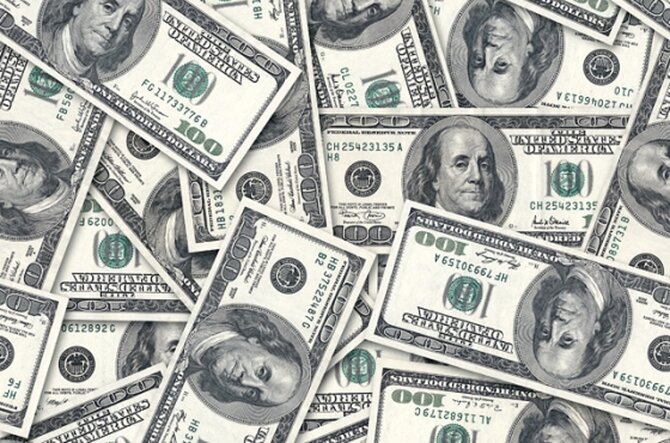 Na kwot� 2 miliard�w dolar�w sk�adaj� si� nie tylko wyp�aty odszkodowa� - ale r�wnie� utrata potencjalnych wp�yw�w zwi�zanych ze spadkiem liczby wiernych (fot. sxc.hu)