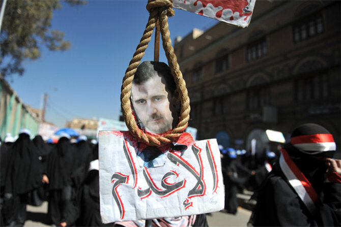 Czy Baszar el-Asad odpowie za zbrodnie syryjskiego re�imu? (fot. EPA/YAHYA ARHAB/PAP)