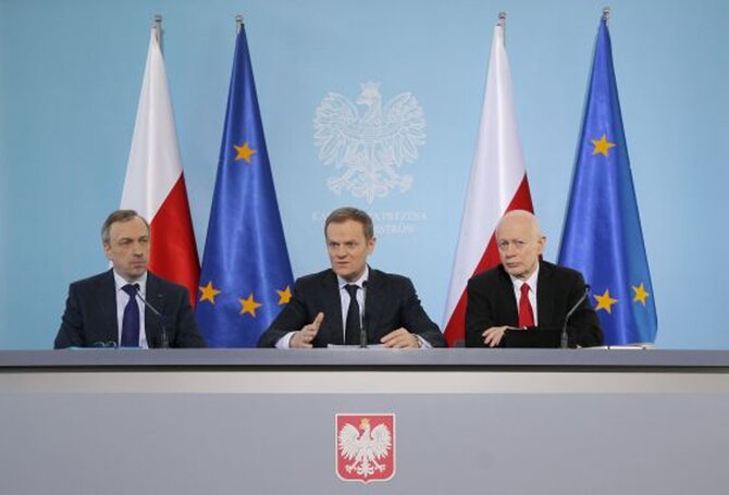 Bogdan Zdrojewski, Donald Tusk i Micha� Boni (fot. PAP/Pawe� Supernak)
