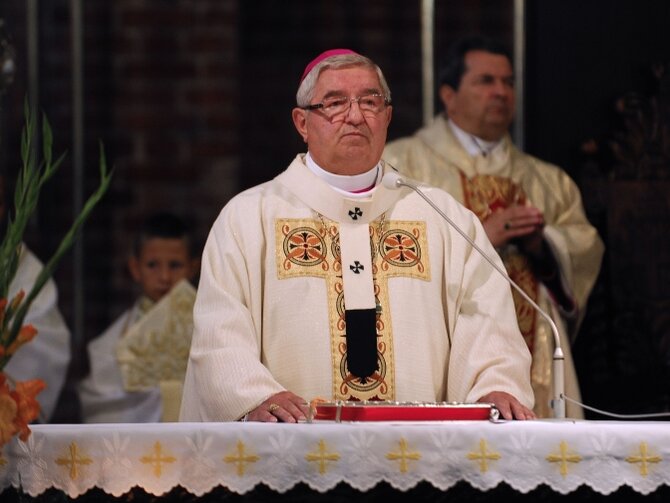 Abp SĹawoj Leszek GĹĂłdĹş (fot. FOTOMAT / Newspix.pl )