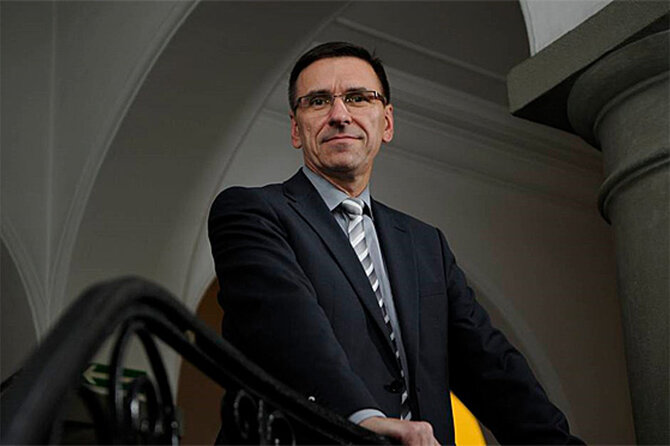 Piotr Grzymowicz prowadzi w sonda�u (fot. grzymowicz.pl)