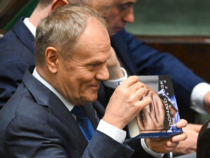 Tusk chce „zastopować politycznych szaleńców”. Błyskawiczna reakcja PiS: „Zdrajco”