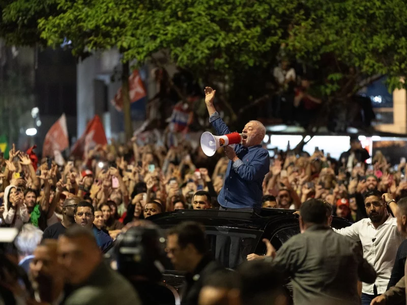 Wyborczy chaos w Brazylii. Oburzony Bolsonaro nie chce uznać swojej porażki