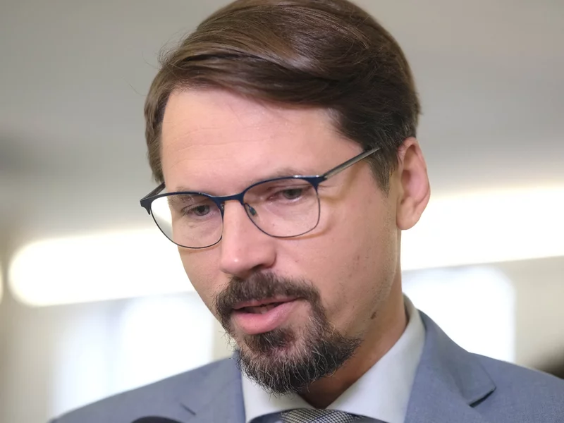 Poseł Konfederacji i zakład o tysiąc zł w programie na żywo. „Daję panu 30 sekund”