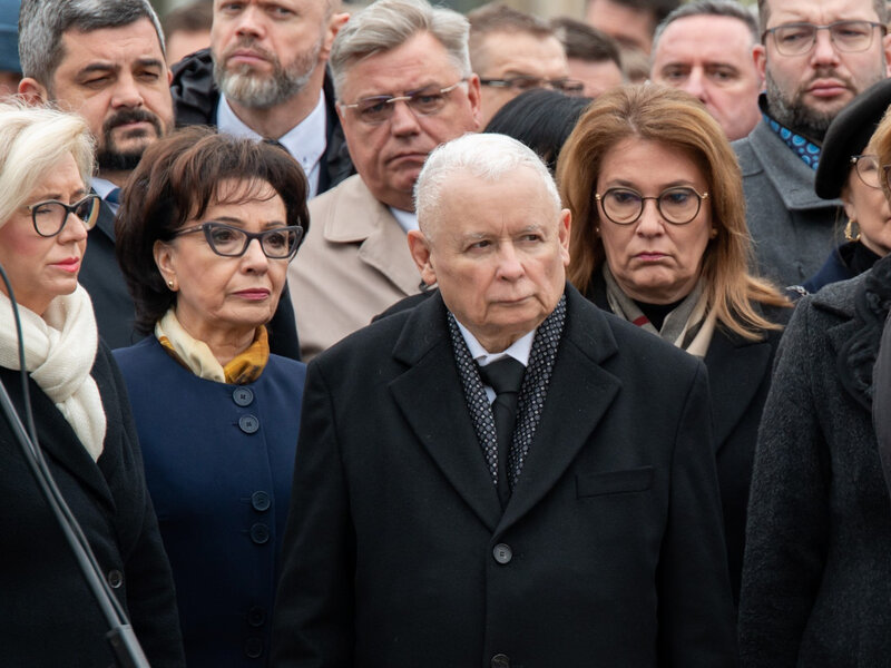 Zdrajca w partii Kaczyńskiego? Tajemniczy wpis weteranki Prawa i Sprawiedliwości