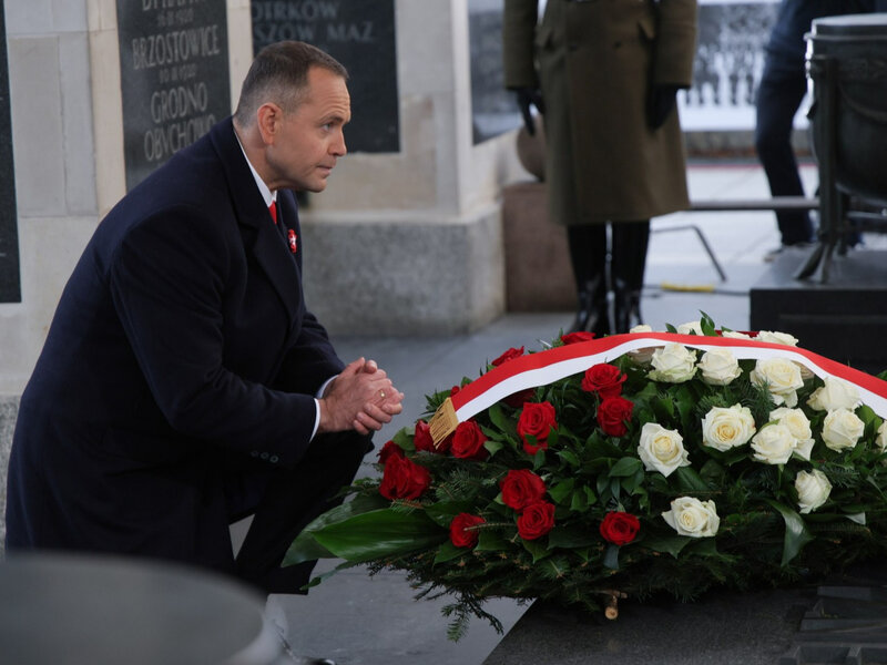 Prezydent wręczył awanse generalskie. „Nie pozwolę, byśmy stali się pawiem i papugą narodów”