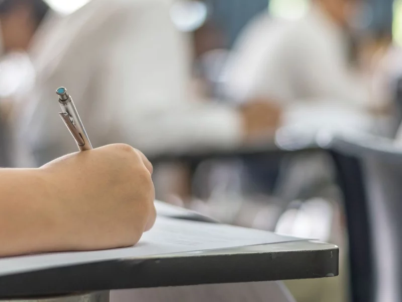 Szkolne konkursy pod ostrzałem. „Uczniowie nabici w butelkę”