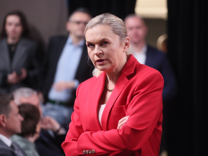 Zwrot MEN, dyrektorzy mają problem. ZNP bije na alarm