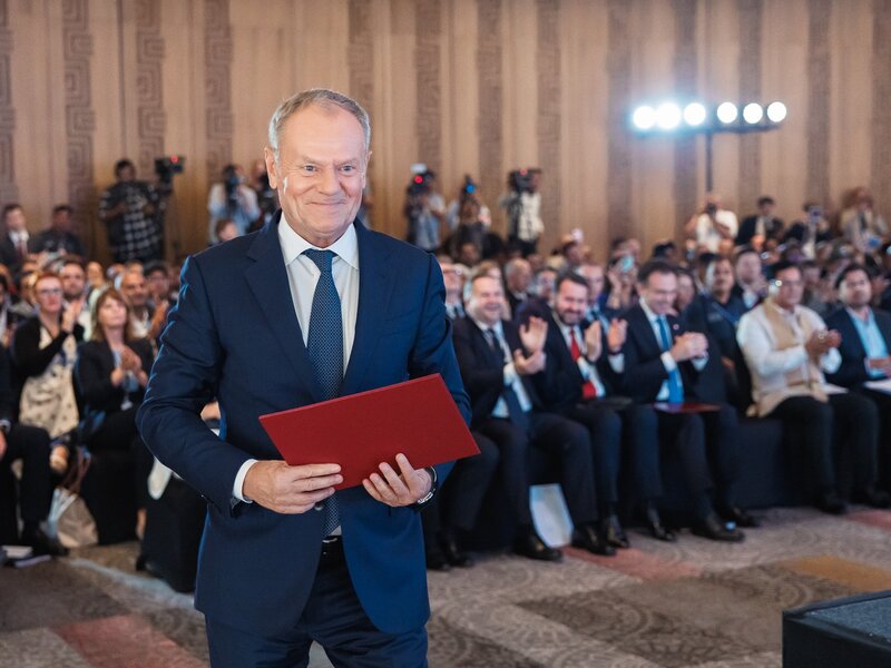 Tusk usłyszał w Wietnamie zaskakującą prośbę. „Wedle rozkazu!”