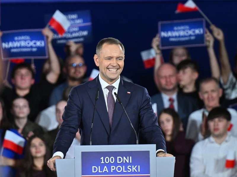 Tak Polacy oceniają Nawrockiego. To efekt kontrowersyjnych decyzji