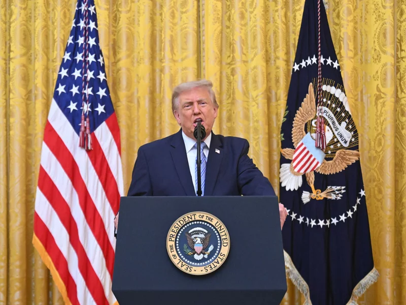 Trump odtajnia dokumenty o wyborach i uderza w media. Padają też oskarżenia wobec Chin