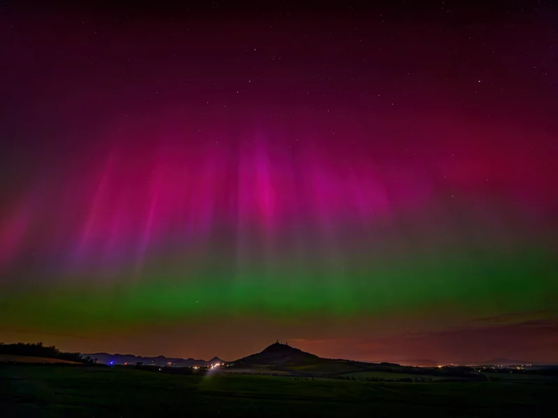 Ekspert o szansach na obserwację zorze polarnej w Polsce. „Jeśli składowa ułoży się korzystnie”