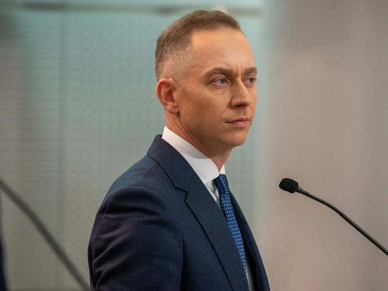„To mnie przeraża”. Generał ostro po zapowiedzi Tomczyka ws. SAFE