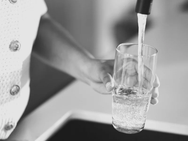 Pilny komunikat sanepidu. Eksperci stwierdzili zły stan wody na Dolnym Śląsku