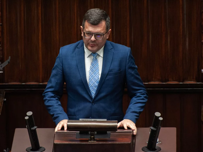 „Kto się lubi, ten się czubi”. Poseł PiS „rozbroił dziennikarkę”, ulegając jej namowom