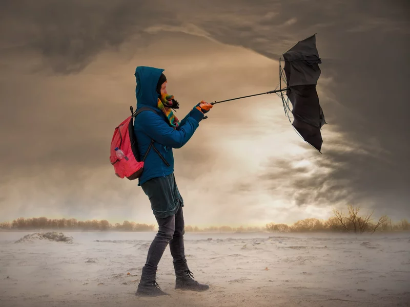 Groźne zjawisko nadciąga nad Polskę. IMGW wydał alerty