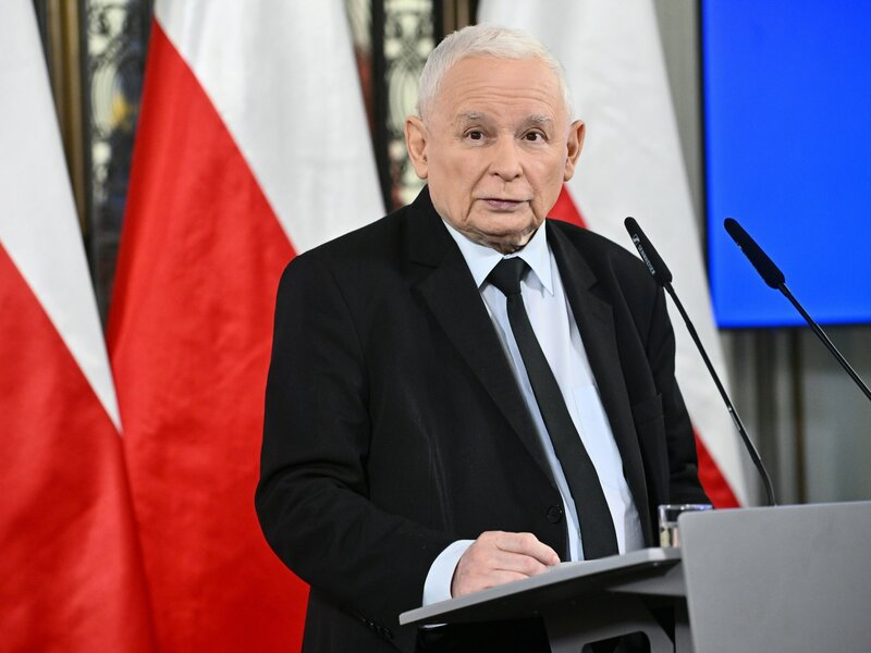 Kto po Kaczyńskim? Trzy nazwiska w grze. Nowy sondaż dla „Wprost”