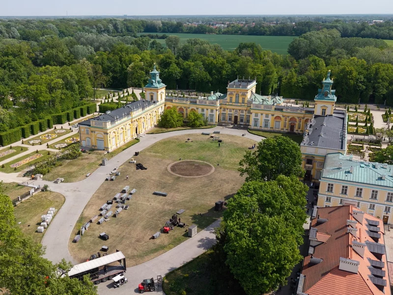 Kontrowersyjna impreza techno w Wilanowie. Dyrektor ujawnił, ile zarobiło muzeum