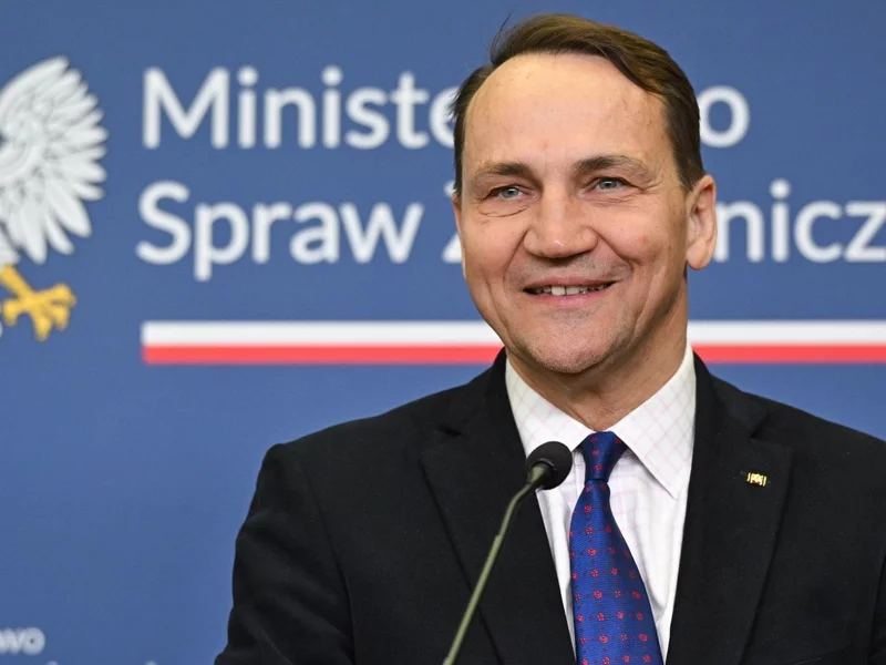 Nietypowa reakcja Sikorskiego na konferencji. Wystarczyło jedno zdanie