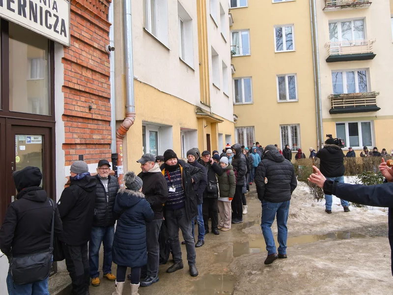 Lekarz radzi zjeść jednego pączka zamiast bić rekordy. „Kluczem jest umiar”