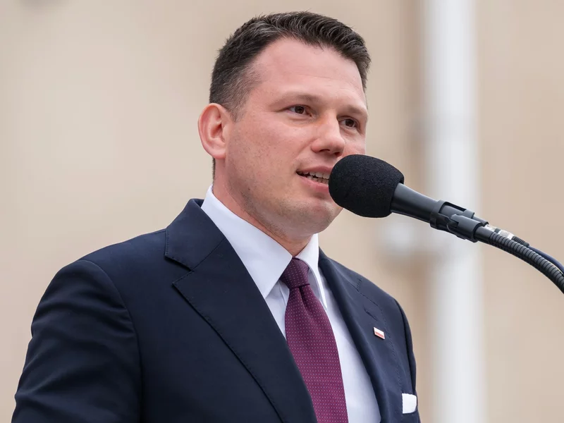 Burza po słowach Mentzena o Ukraińcach. Ministerstwo: To populistyczna bzdura