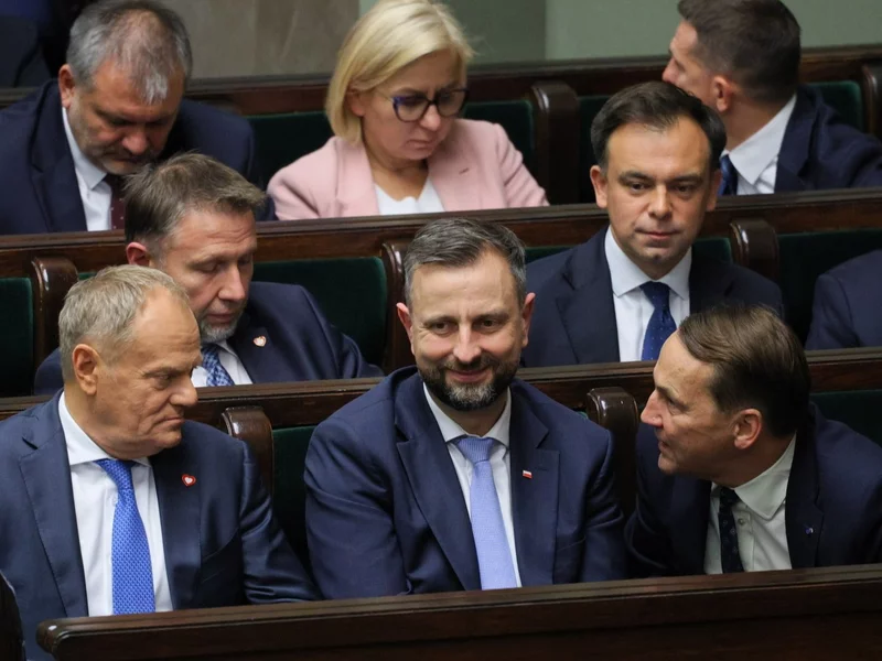 Tusk dostał jasny sygnał od Polaków. Ten minister to jego „as w rękawie”