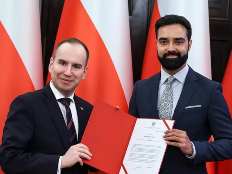 Kontrowersje wokół Rady Nowych Mediów. Tusk wbił szpilę Nawrockiemu