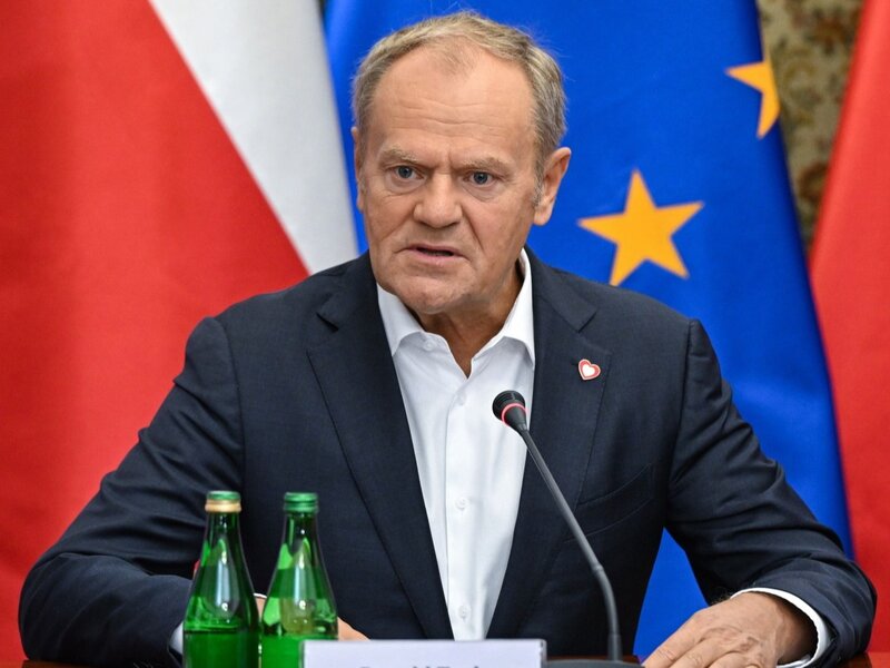 Pięć dni wolnego bez urlopu. Jest decyzja Papy Smerfa