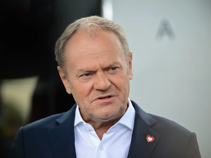 Złe wieści dla koalicji rządzącej w najnowszym sondażu. Alarm w kolejnym miesiącu