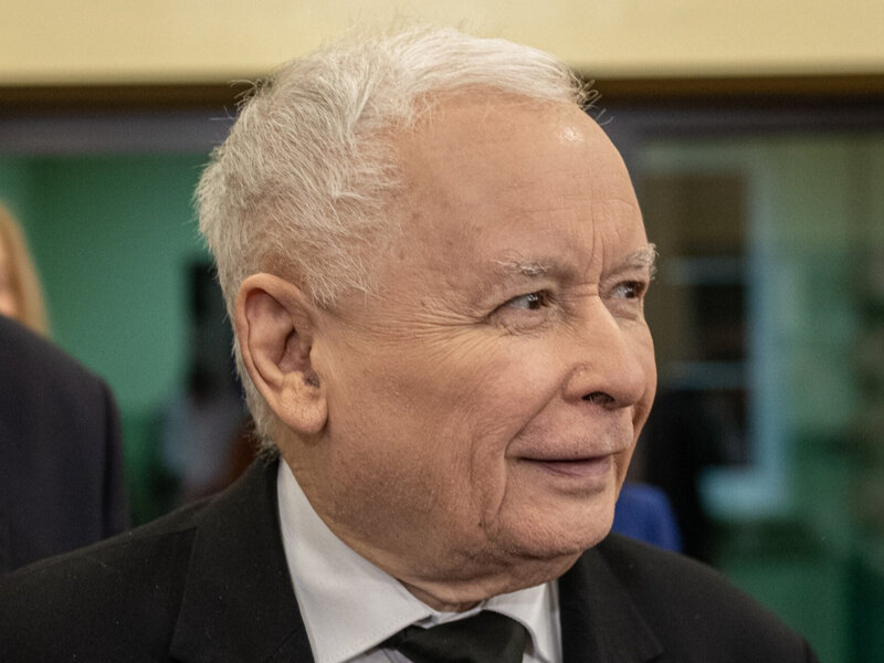 Jarosław Kaczyński na tydzień w szpitalu. Pobyt może zostać przedłużony