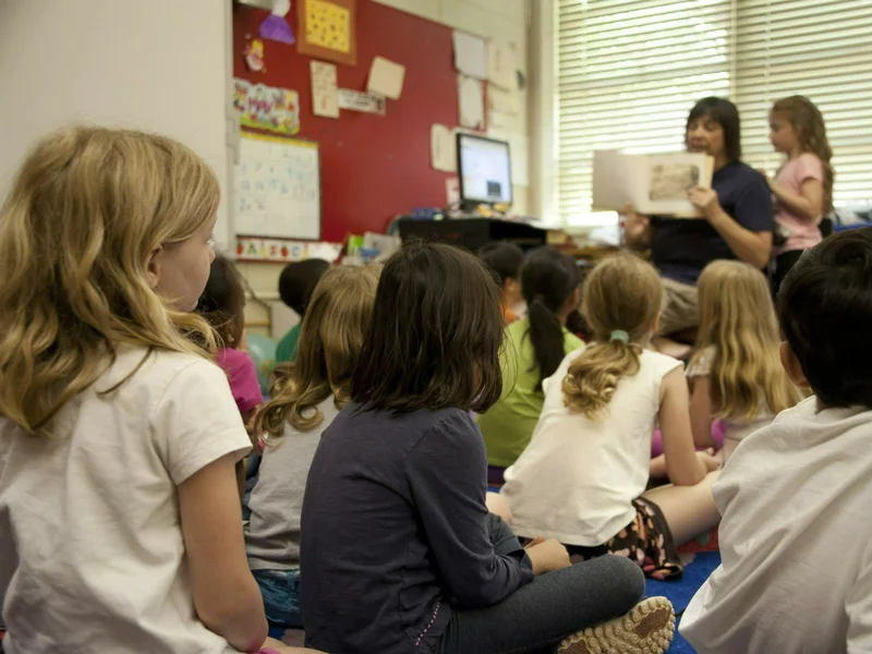 Polska szkoła umiera? Ten trend przejmuję edukację na naszych oczach