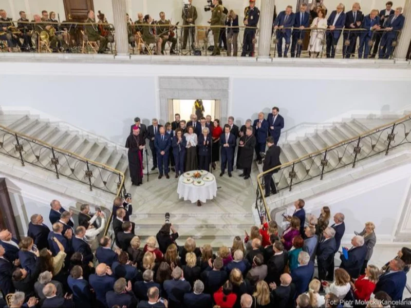 Niespodziewana gwiazda spotkania opłatkowego w Sejmie. Skradł show