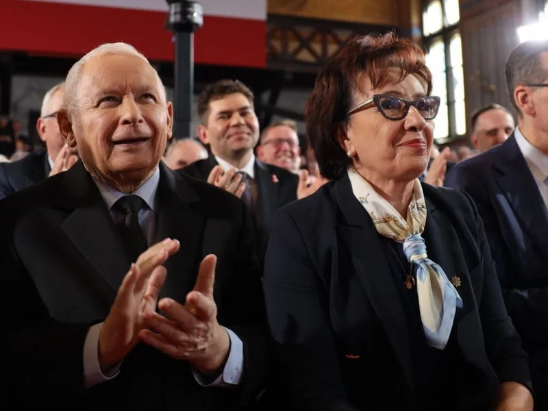 Wyciekły kulisy pilnego zebrania w siedzibie PiS. Jarosław Kaczyński postawił zakaz
