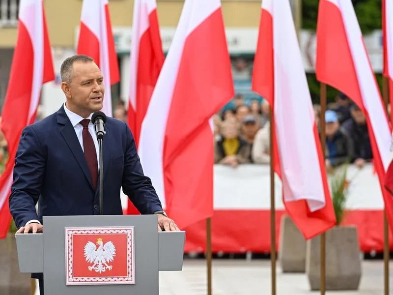 Donald Tusk z ostrą ripostą do Karola Nawrockiego. „Proponuję skasować ten wpis”