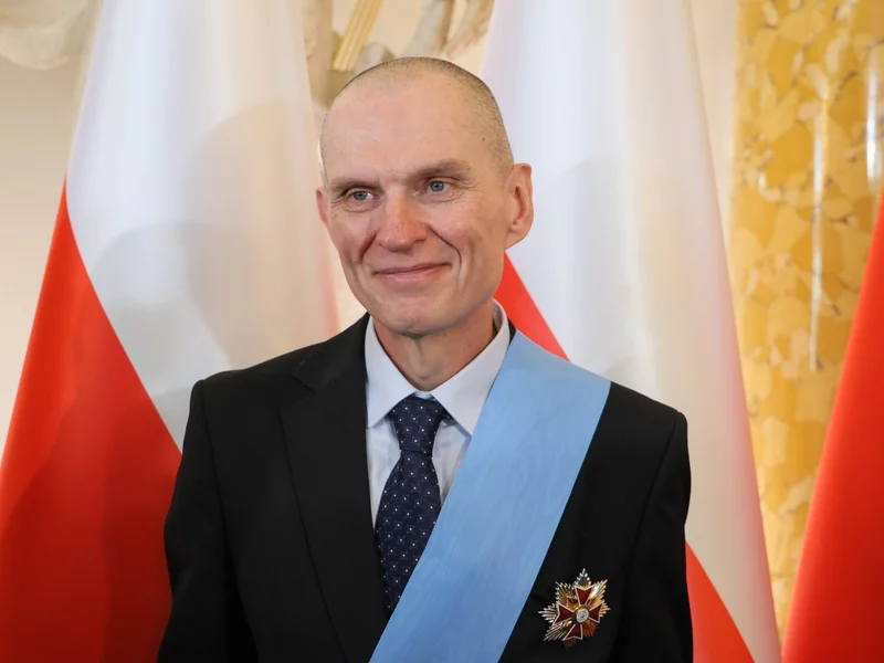 Andrzej Poczobut odebrał order od prezydenta Nawrockiego. Otrzymał długie oklaski