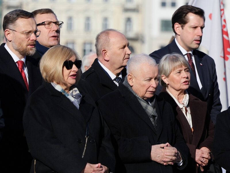 Awantura na miesięcznicy smoleńskiej. Kaczyński o „grupie Putina”. „Kłamca”