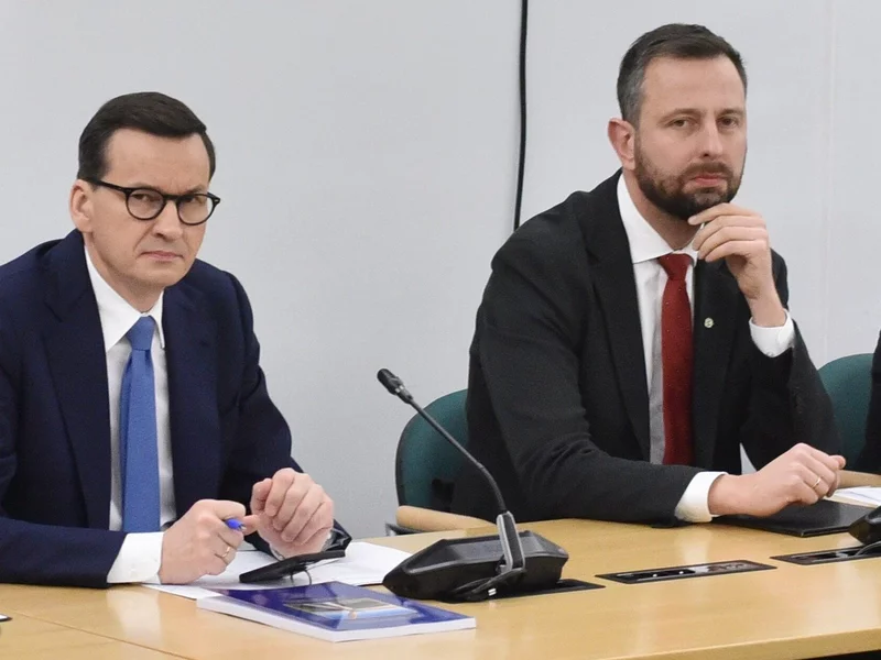 Nowa partia na horyzoncie? „Morawiecki i Kosiniak-Kamysz wyczuli zmianę nastrojów”