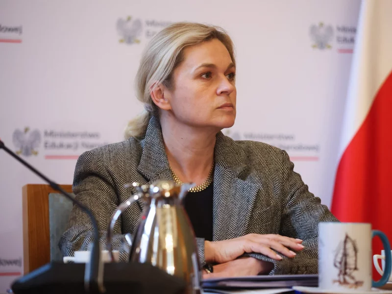 MEN szykuje zwrot ws. nowego przedmiotu? Nowacka pozostawia „furtkę”