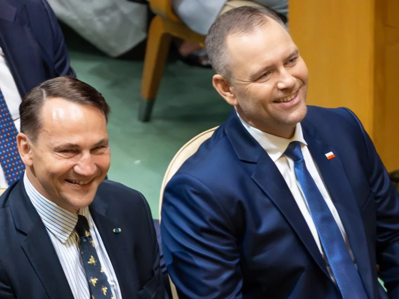 Sikorski kontra Nawrocki. Tak głosują Polacy w nowym sondażu