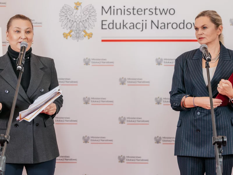 Wiceszefowa MEN o masowych rezygnacjach z nowego przedmiotu. „Wolałabym inne dane”