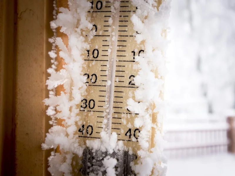 Ciepła czapka i szalik to mus. Trzaskający mróz w Boże Narodzenie