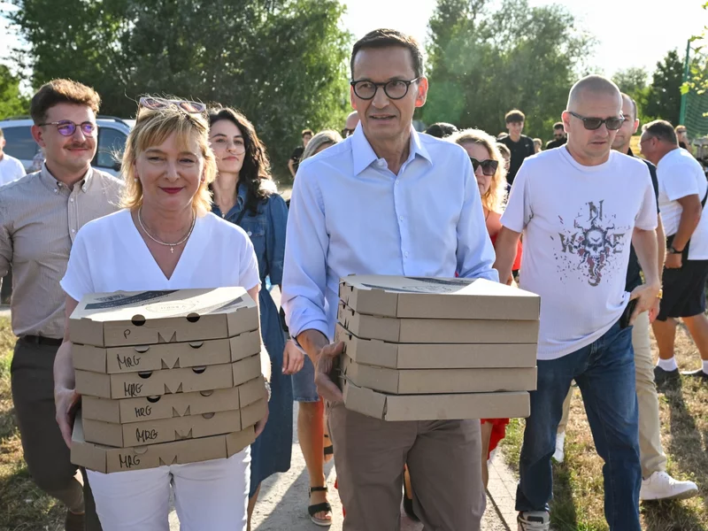 Morawiecki powoła partię. Chce współpracy z Mentzenem. „Jestem otwarty”